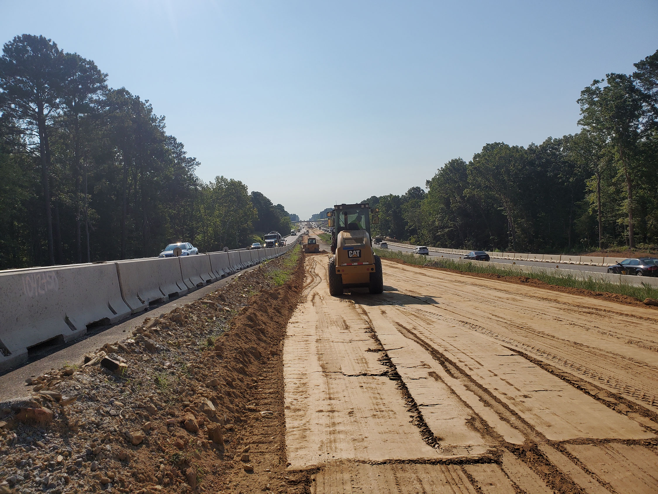 Work is progressing in Segment 2 in the median.  The next phase will be to shift the eastbound traffic onto newly constructed temporary pavement in the median to facilitate construction of the future eastbound lanes.
